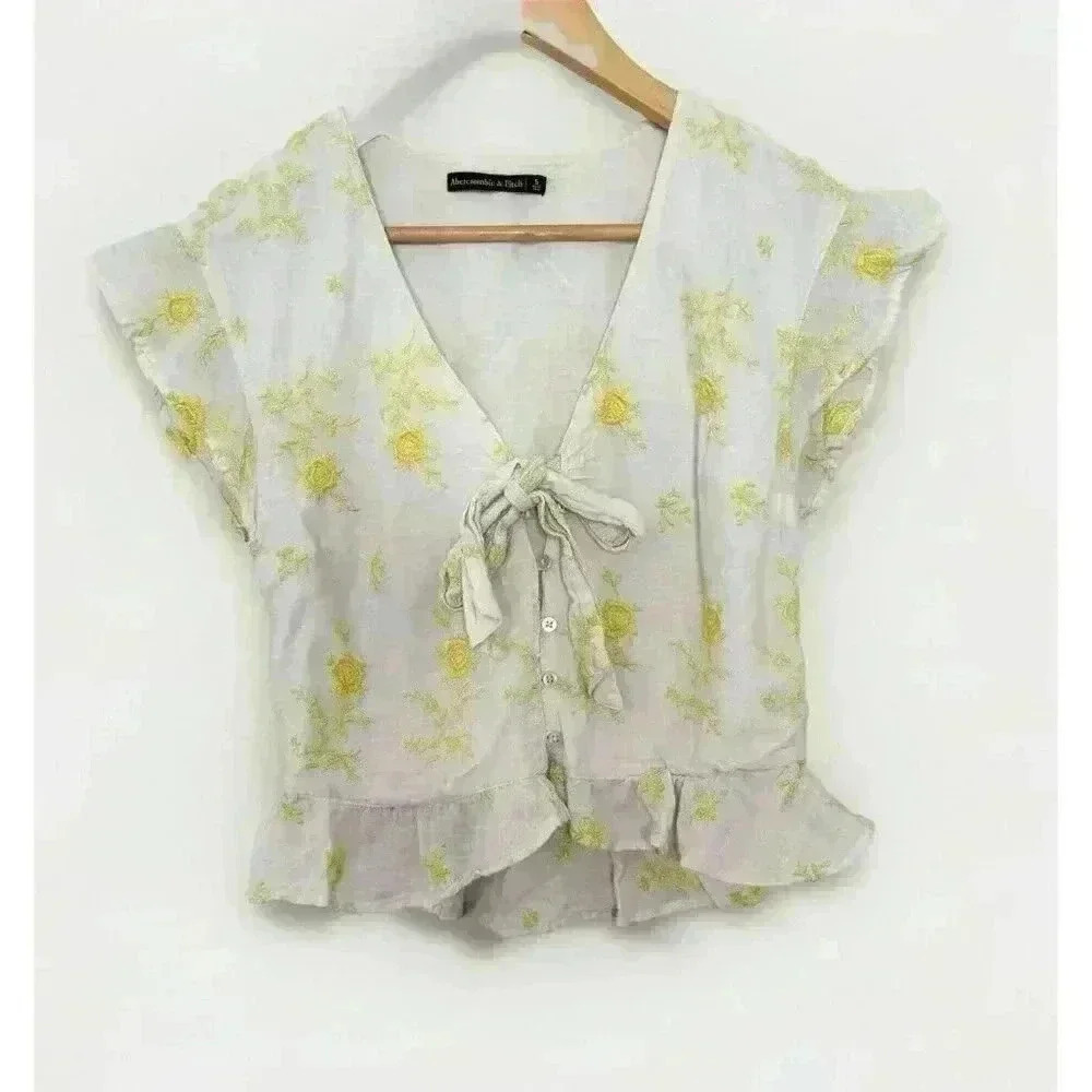 Abercrombie And Fitch Floral Deep V Neck Button Front Cropped Shirt Size Small